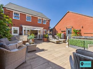 Rear Aspect - click for photo gallery